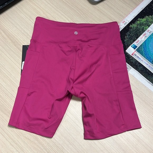 Bally total fitness fuchsia red bike shorts, size medium, new - Picture 2 of 7